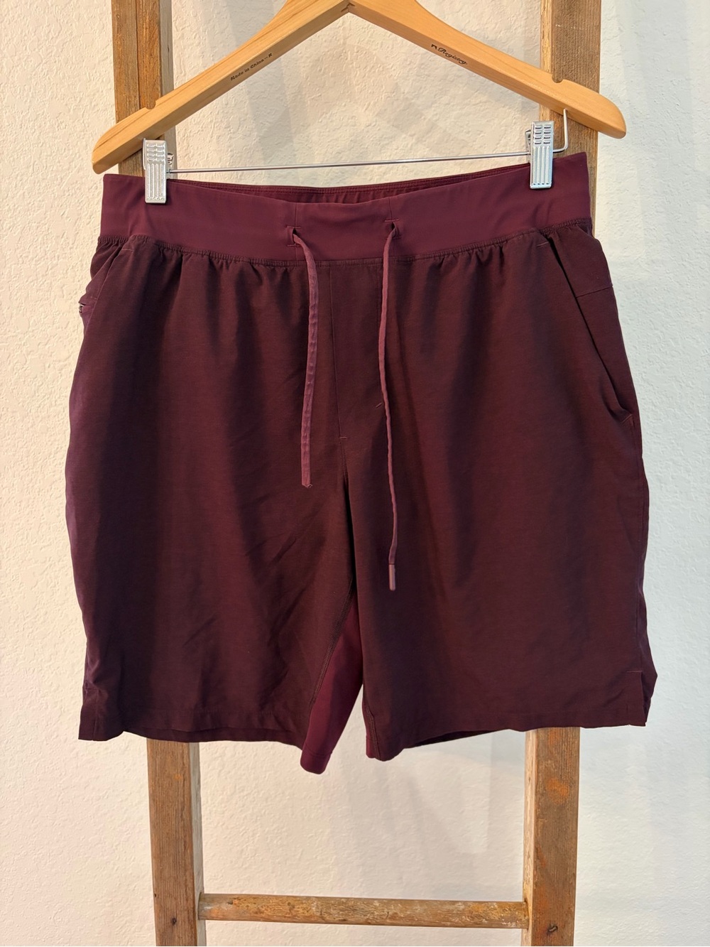Lululemon Mile Maker Lines Shorts